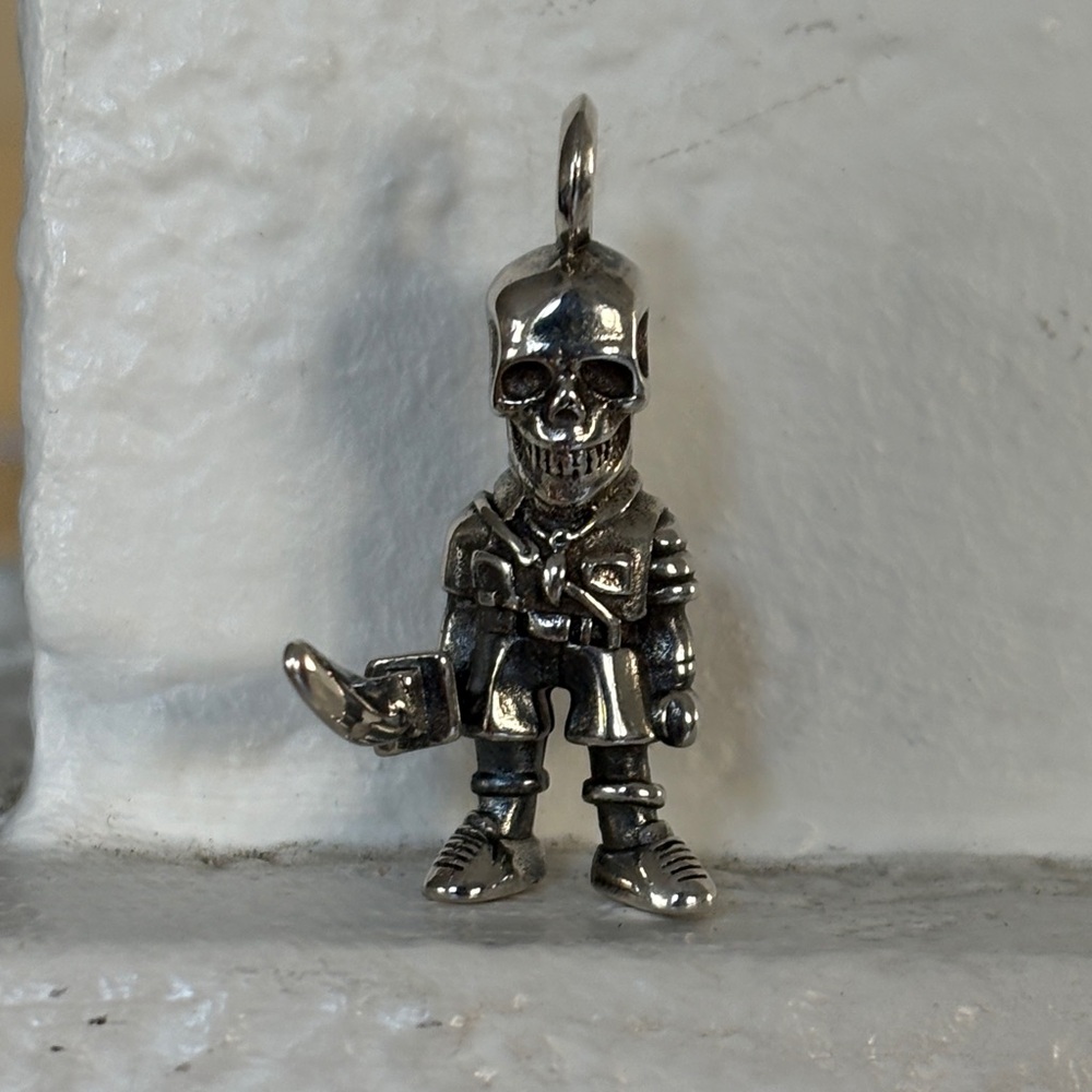 Chrome Hearta FOTI pendant